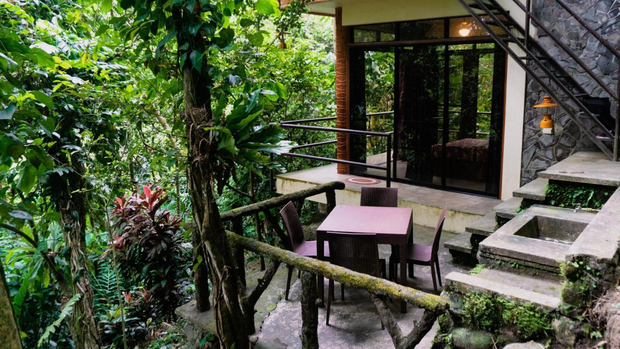 Forest Camp Valencia (Negros Oriental) Exterior foto
